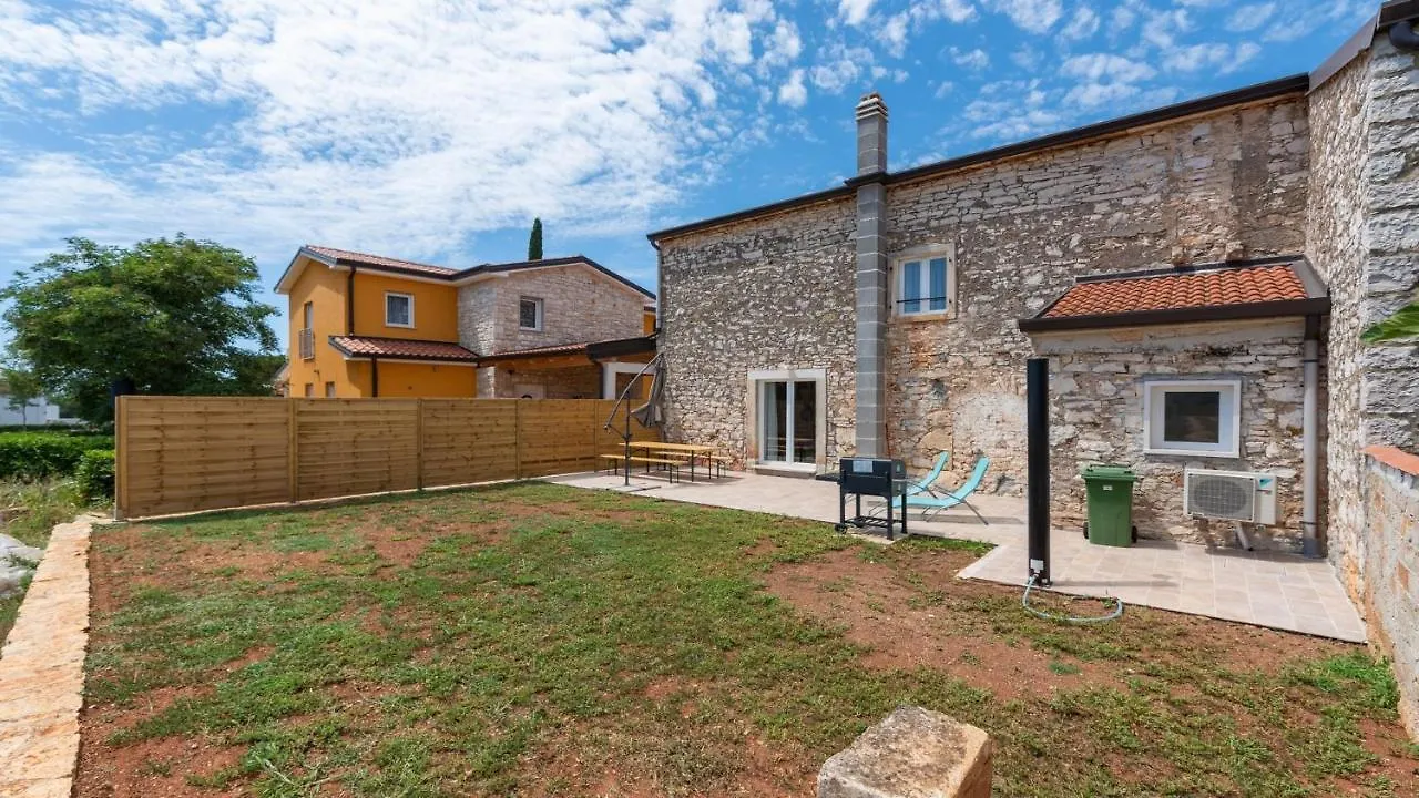 Holiday Home Lino Dajla