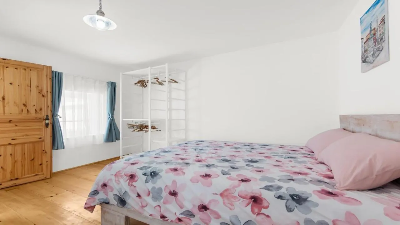 Holiday Home Lino Dajla 0*,